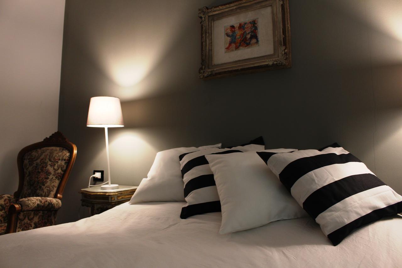 Bb Tube Bed & Breakfast Genoa Bagian luar foto