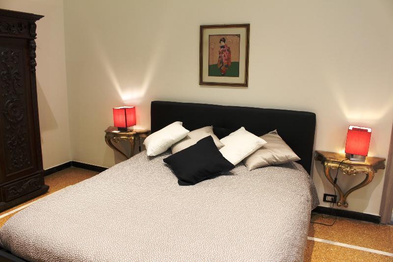 Bb Tube Bed & Breakfast Genoa Bagian luar foto